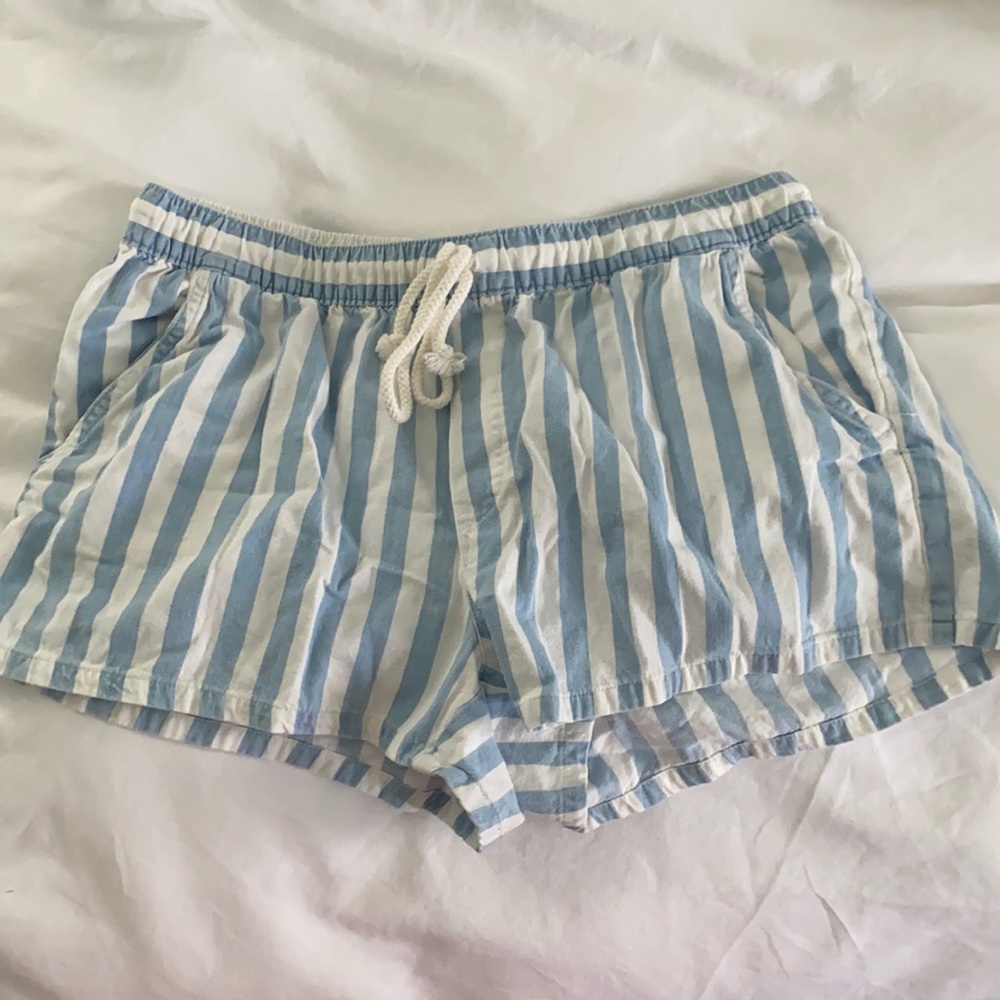 Aerie comfy stripped shorts!